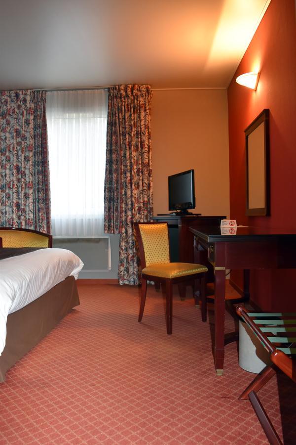 Hotel Le Pole Europeen Aubange Esterno foto